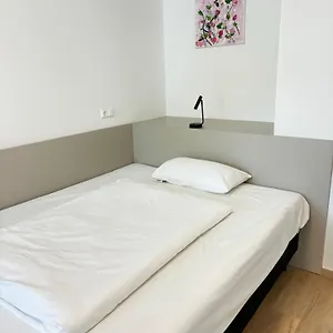 Отель Wasserpalast - Breakfast For Free!!!, Грац